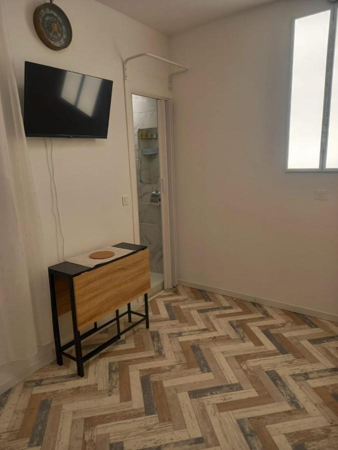 Tres Joli Petit Studio Aux Portes Paris Ivry-sur-Seine Exterior foto